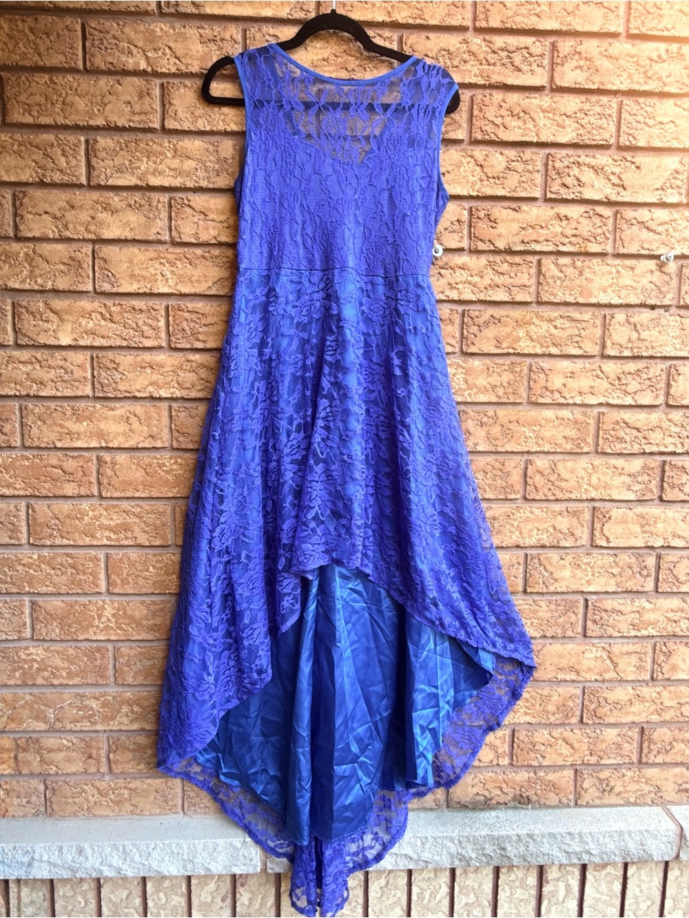 π«2/$25 β’ Womenβs Royal Blue Lace High-Low Dress